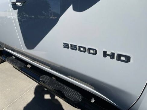 Used 2023 Chevrolet Silverado 3500 LT w/ Advanced Trailering Package AWD/4WD image 21
