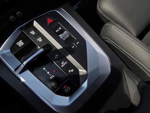 Certified 2025 BMW 228i xDrive 228 xDrive w/ Technology Package image 34