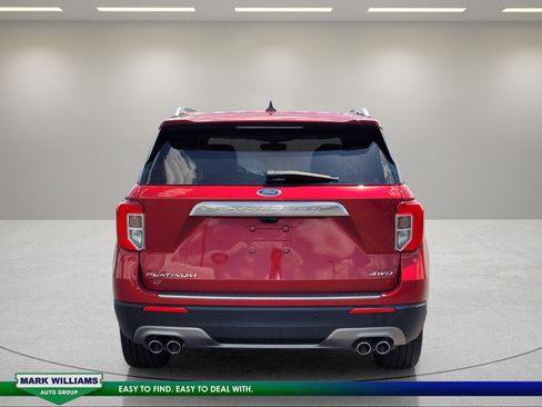 Used 2023 Ford Explorer Platinum w/ Equipment Group 601A AWD/4WD image 4