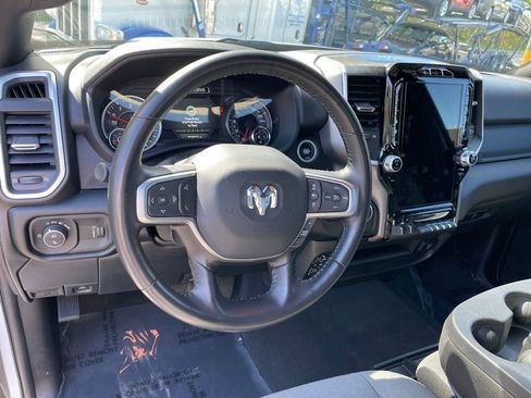 Used 2024 RAM 2500 Big Horn w/ Safety Group AWD/4WD image 10