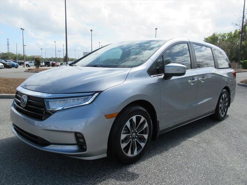 Used 2024 Honda Odyssey EX-L image 3