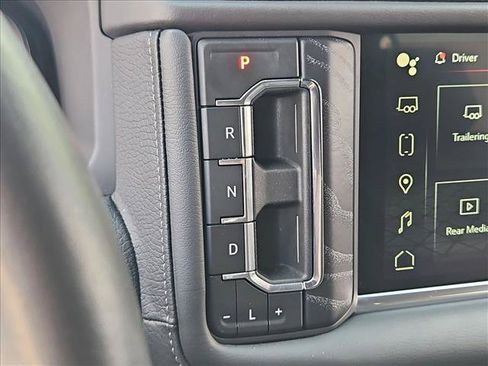Used 2023 GMC Yukon Denali w/ Denali Reserve Package AWD/4WD image 11