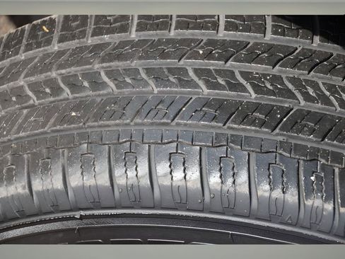 Used 2022 Subaru Crosstrek 2.0i image 11