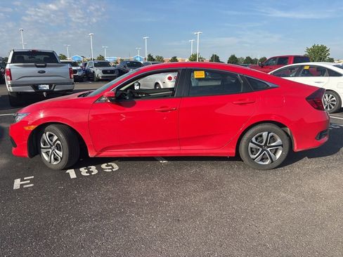Used 2018 Honda Civic LX image 7