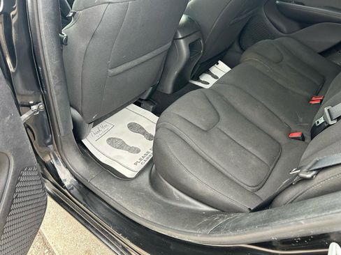 Used 2013 Dodge Dart SXT image 9