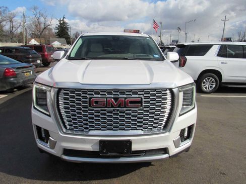 Used 2021 GMC Yukon Denali w/ Denali Ultimate Package image 2