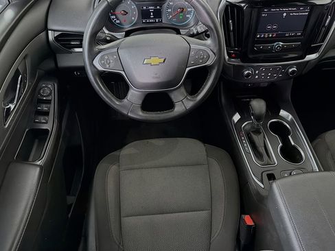 Used 2023 Chevrolet Traverse LT image 25