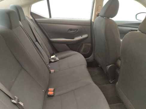 Used 2024 Nissan Sentra S FWD image 19