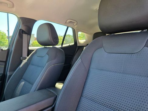 Used 2025 Chevrolet Trax LT w/ Driver Confidence Package FWD image 13