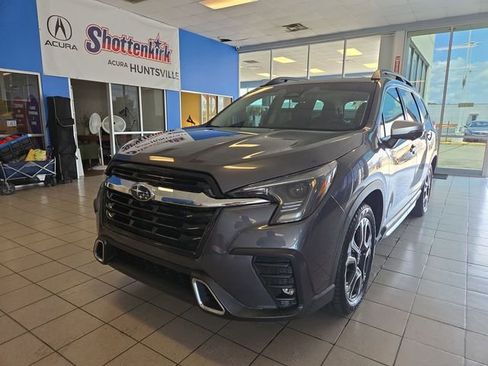 Used 2023 Subaru Ascent Touring AWD/4WD image 1