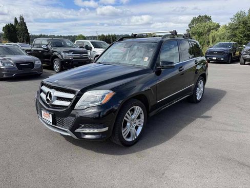 Used 2013 Mercedes-Benz GLK 350 4MATIC image 4