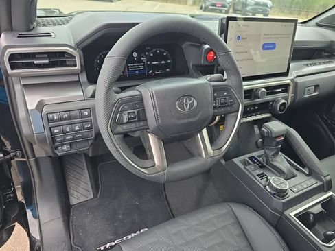 New 2026 Toyota Tacoma TRD Off-Road AWD/4WD image 15