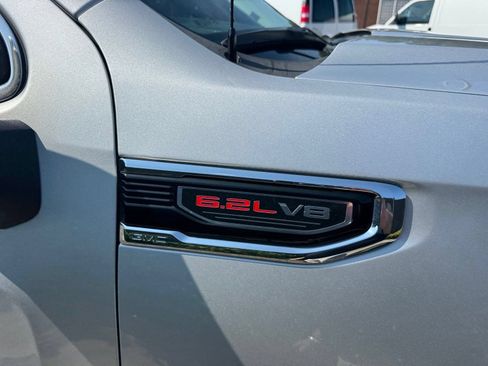 Used 2021 GMC Sierra 1500 SLT w/ SLT Premium Plus Package AWD/4WD image 23