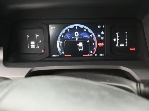 Used 2025 Toyota Tacoma SR AWD/4WD image 11