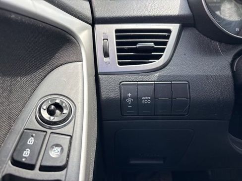 Used 2014 Hyundai Elantra GT FWD image 18