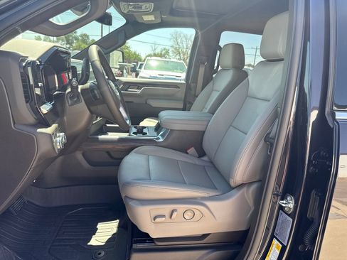New 2026 GMC Sierra 3500 SLT w/ SLT Premium Package AWD/4WD image 14