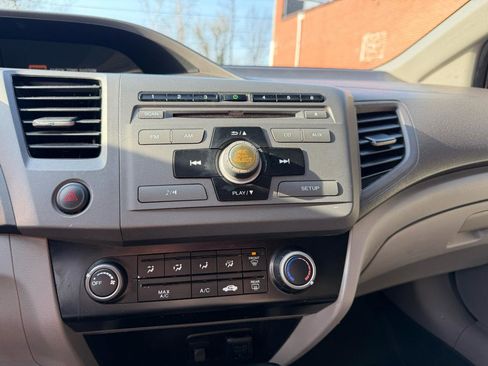 Used 2012 Honda Civic LX image 16