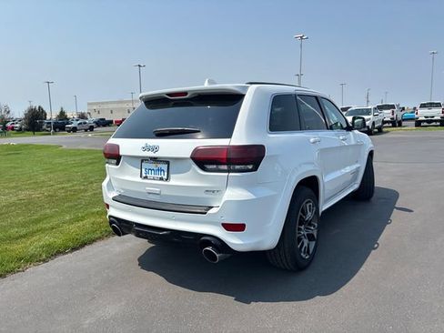 Used 2014 Jeep Grand Cherokee SRT8 w/ Luxury Group II AWD/4WD image 3