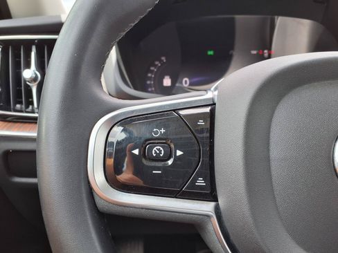 Certified 2024 Volvo S60 B5 Plus FWD image 28