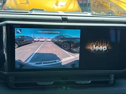 New 2026 Jeep Gladiator Sport AWD/4WD image 10