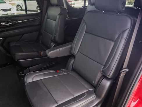 Used 2023 GMC Yukon Denali image 29