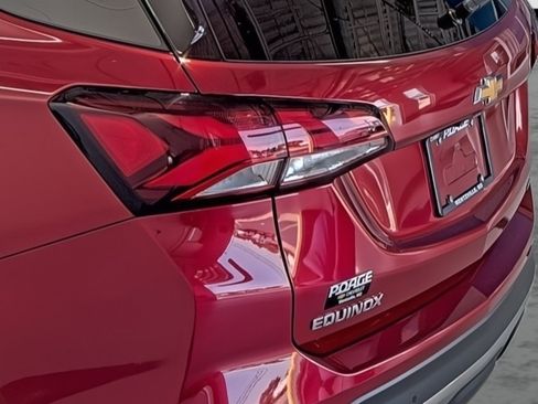 Certified 2022 Chevrolet Equinox Premier FWD image 10