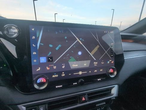 Used 2025 Lexus RX 350 AWD w/ Convenience Package image 16