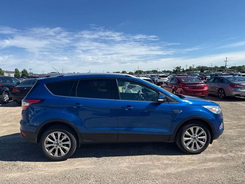 Used 2017 Ford Escape Titanium FWD image 9