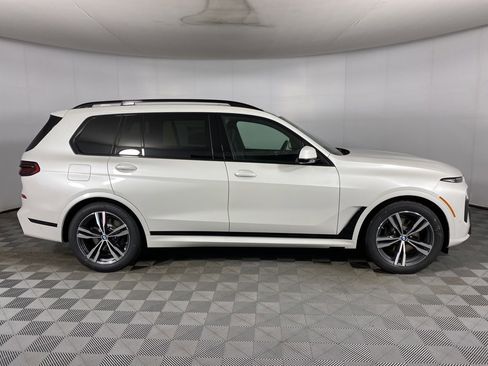 New 2026 BMW X7 xDrive40i image 30