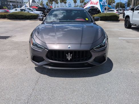 Used 2022 Maserati Ghibli Trofeo RWD image 9