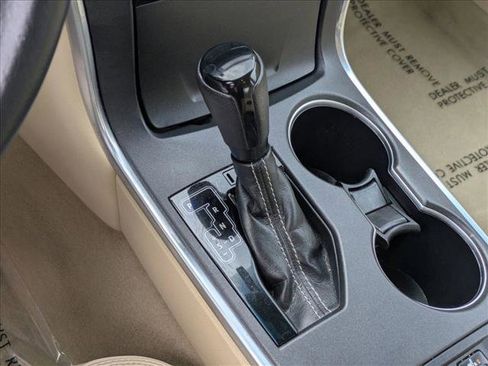 Used 2016 Toyota Camry XLE image 21