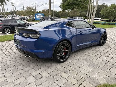 Used 2019 Chevrolet Camaro SS RWD image 38