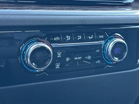 New 2026 GMC Sierra 2500 SLE image 18