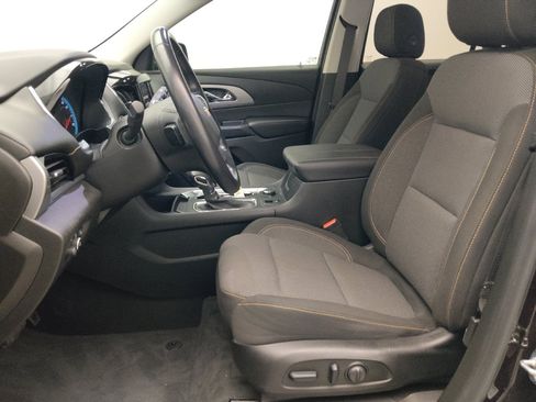 Used 2021 Chevrolet Traverse LT FWD image 17