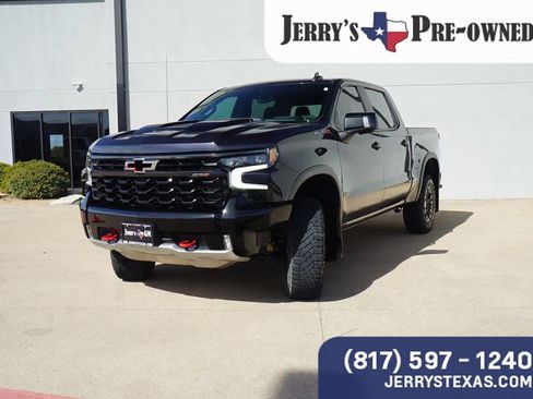 Used 2024 Chevrolet Silverado 1500 ZR2 w/ Technology Package AWD/4WD image 1