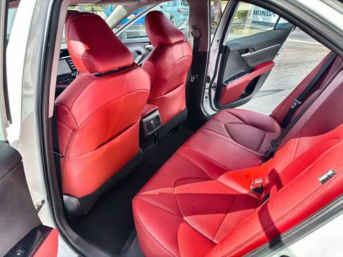 Used 2020 Toyota Camry XSE image 24