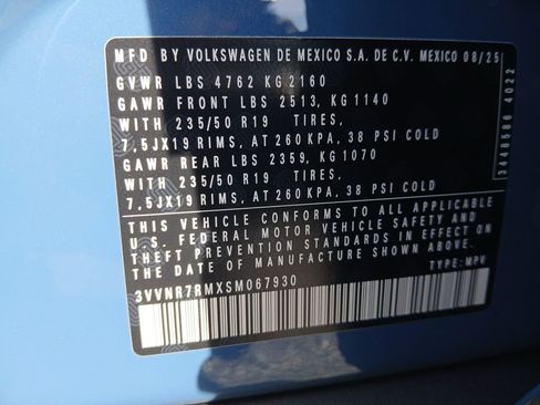 New 2025 Volkswagen Tiguan SE image 29