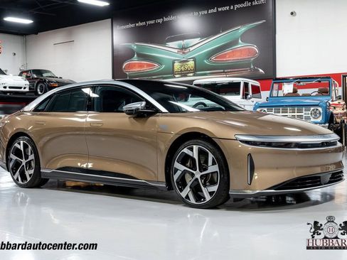 Used 2022 Lucid Air Dream Edition image 1