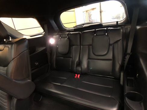 Used 2025 Ford Explorer ST-Line w/ Premium Package AWD/4WD image 23
