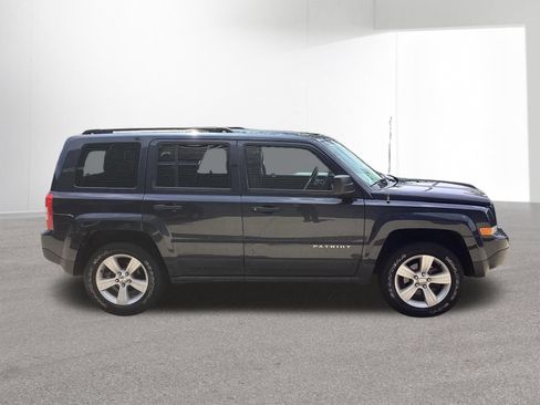 Used 2014 Jeep Patriot Sport AWD/4WD image 15