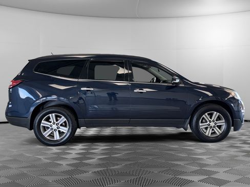Used 2015 Chevrolet Traverse LT image 9