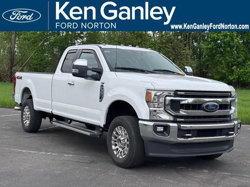 Used 2022 Ford F350 XLT w/ XLT Premium Package AWD/4WD image 1