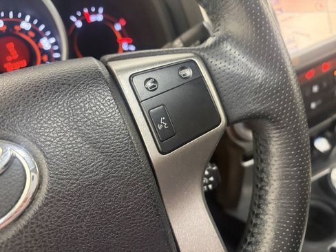 Used 2012 Toyota 4Runner Limited AWD/4WD image 20
