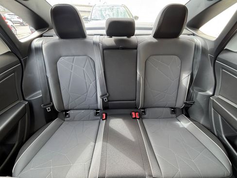 Used 2025 Volkswagen Jetta Sport image 39