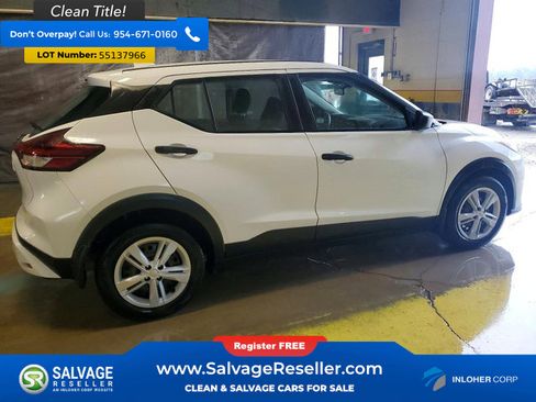 Used 2021 Nissan Kicks S FWD image 4