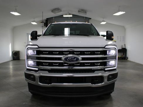 New 2026 Ford F250 XLT image 2
