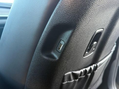 Used 2022 Kia Telluride SX w/ SX Prestige Package image 35