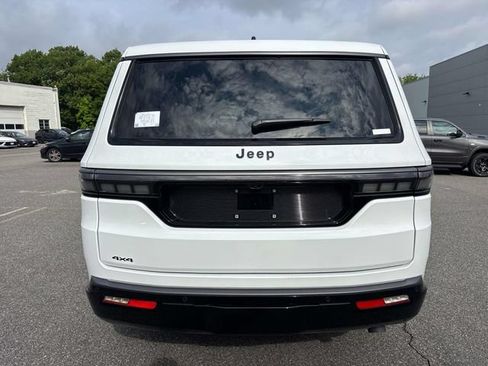 New 2026 Jeep Grand Wagoneer Limited AWD/4WD image 3