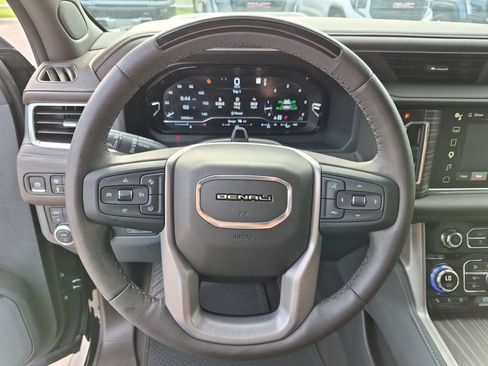 Certified 2024 GMC Yukon Denali w/ Advanced Technology Package AWD/4WD image 25