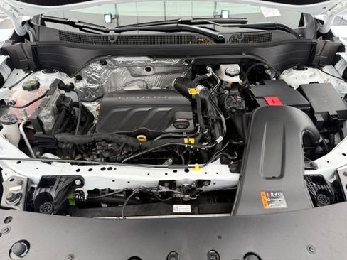 New 2026 Chevrolet Trax LT w/ Driver Confidence Package FWD image 8